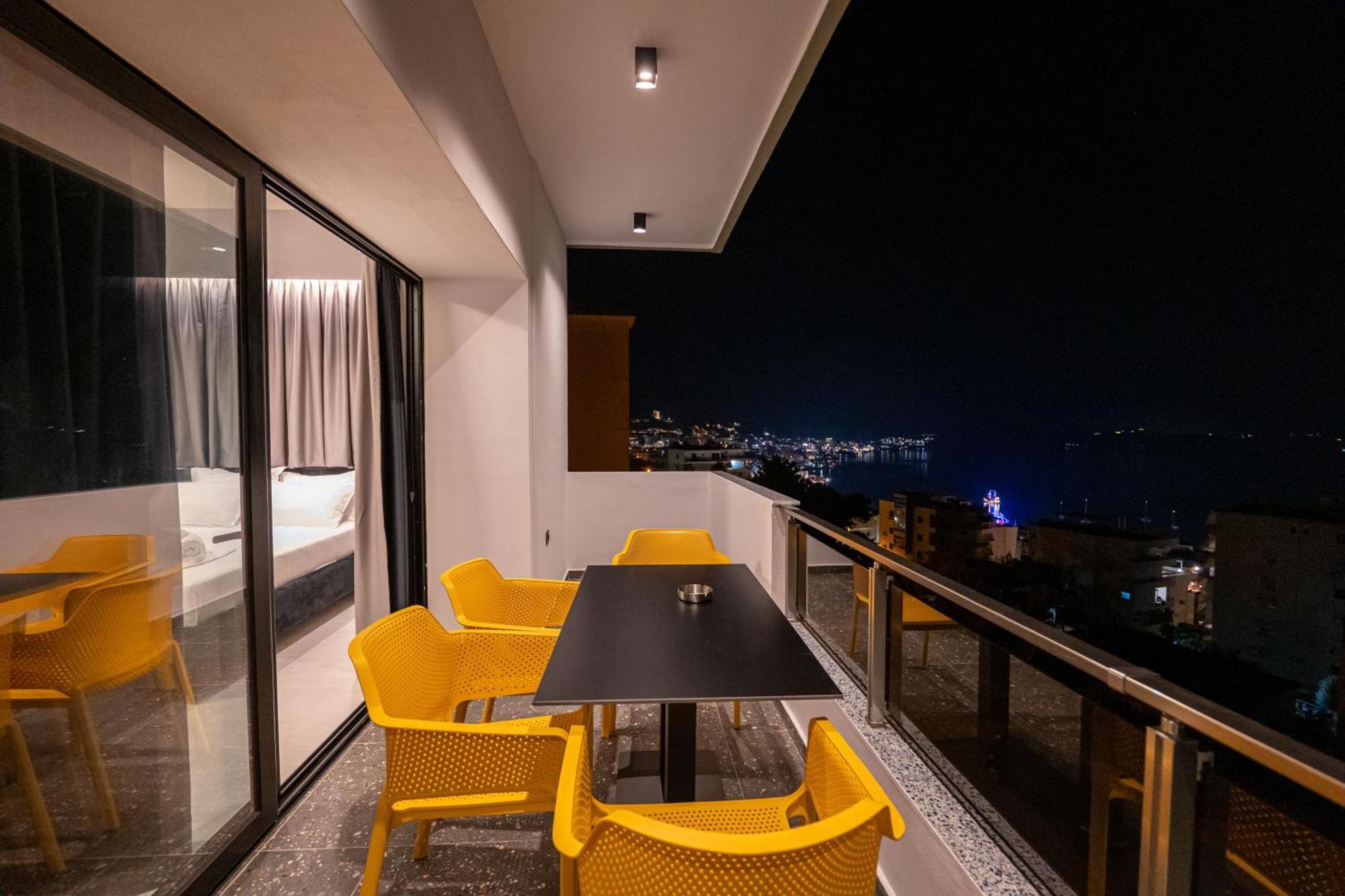 Euphoria Apartments Sarandë Exterior foto